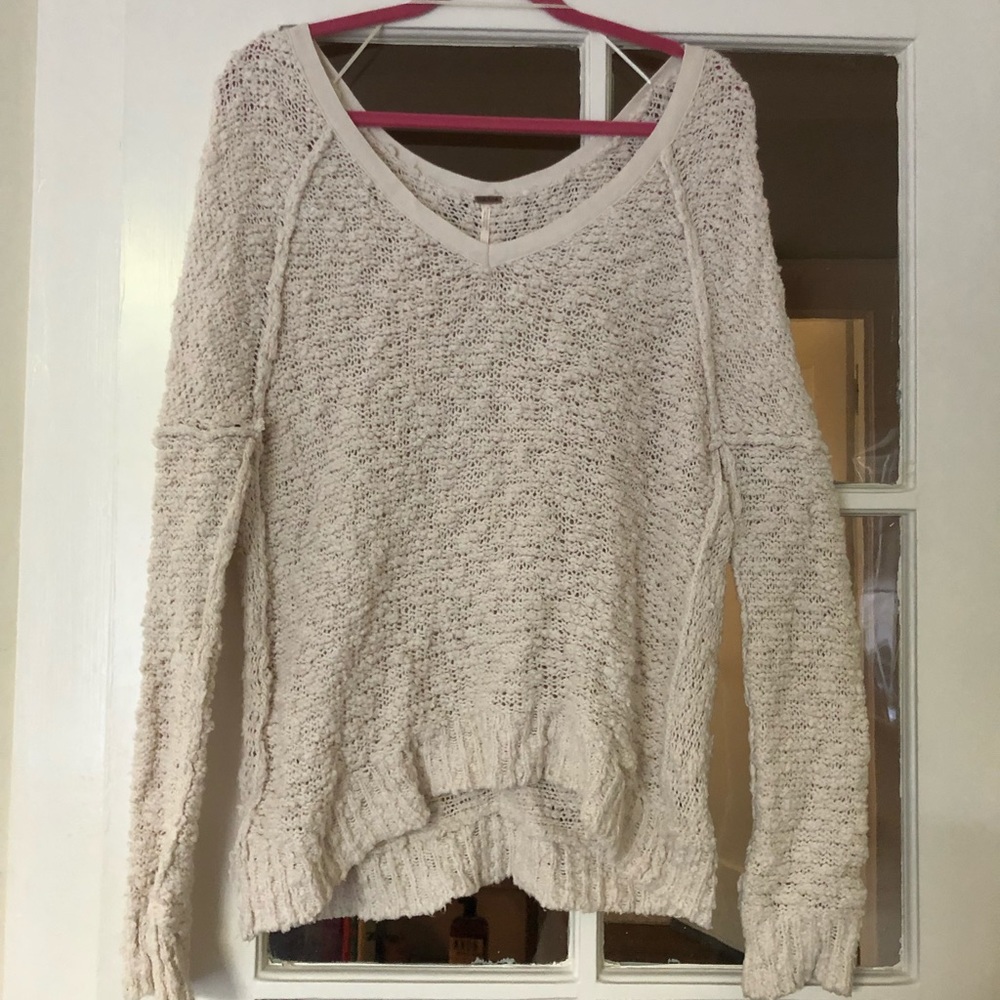 FREE PEOPLE SMALL SWEATER